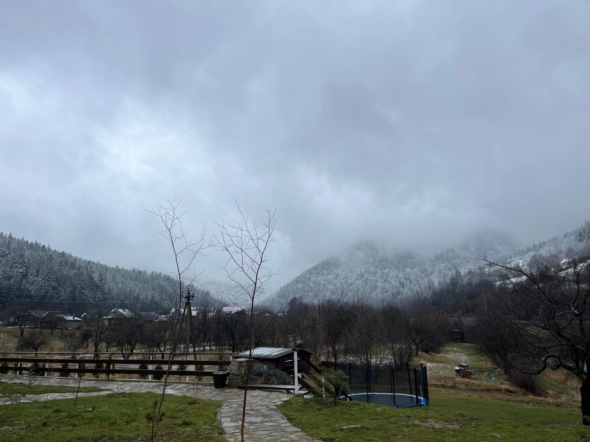 Villa Кольорове Життя Mykulychyn Esterno foto